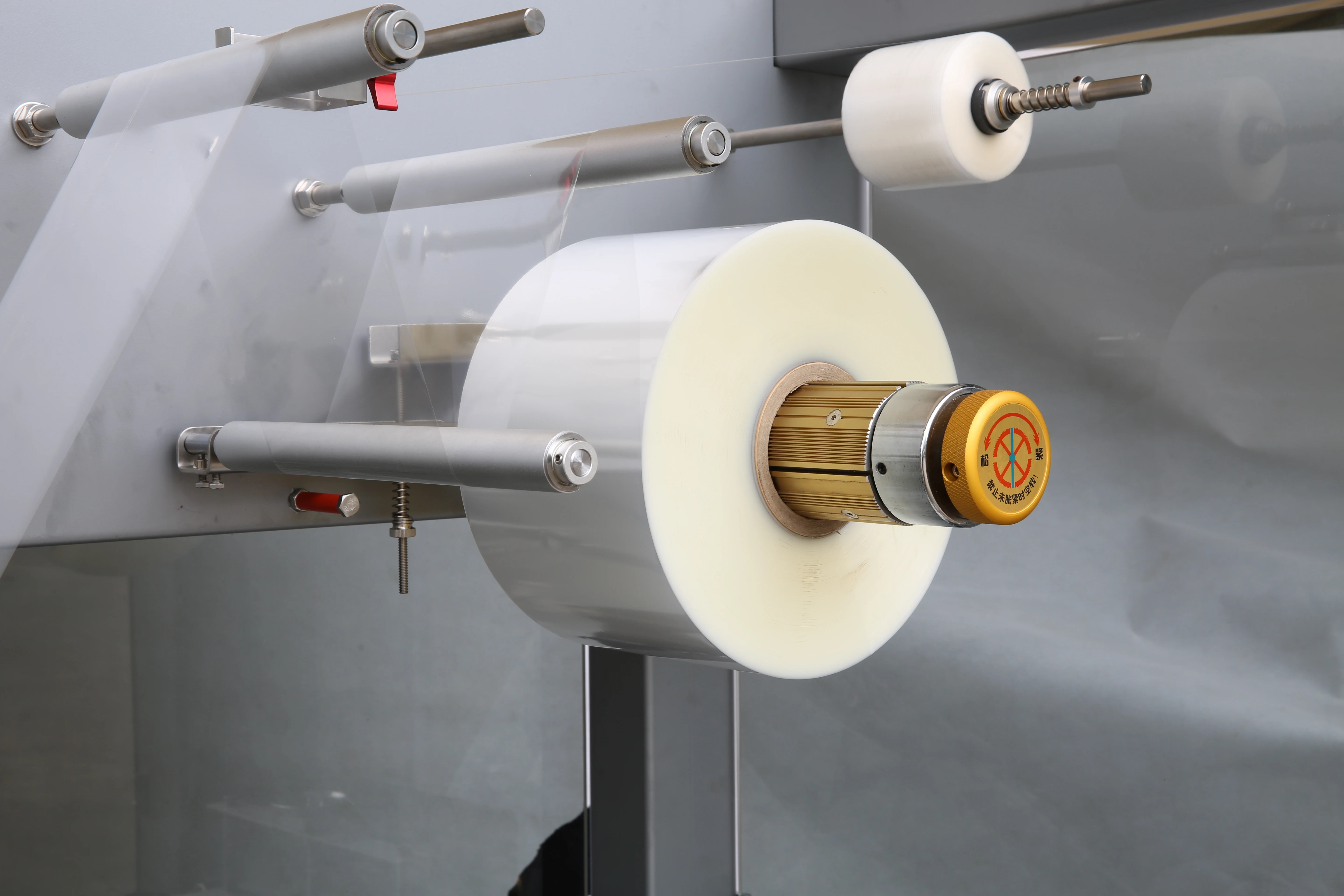 Box film wrapper automatic cellophane packaging machine from Chinese manufacturer