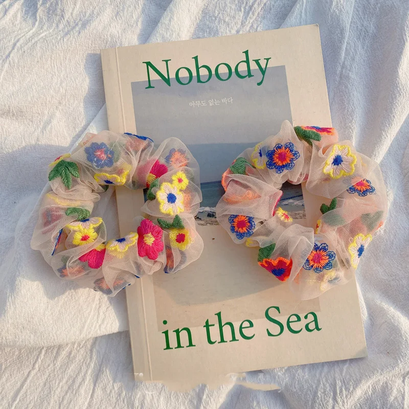 Hot Selling INS Vintage Mesh Flower Embroidery Large Hair Tie Designer Hair Scrunchies For Girls