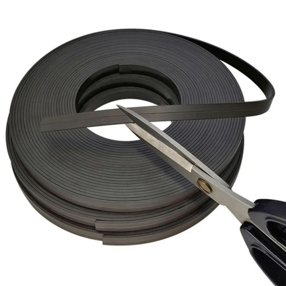 strong permanent magnetic bendable flexible rubber material roll tape strip cabinet fridge screen door refrigerator magnet