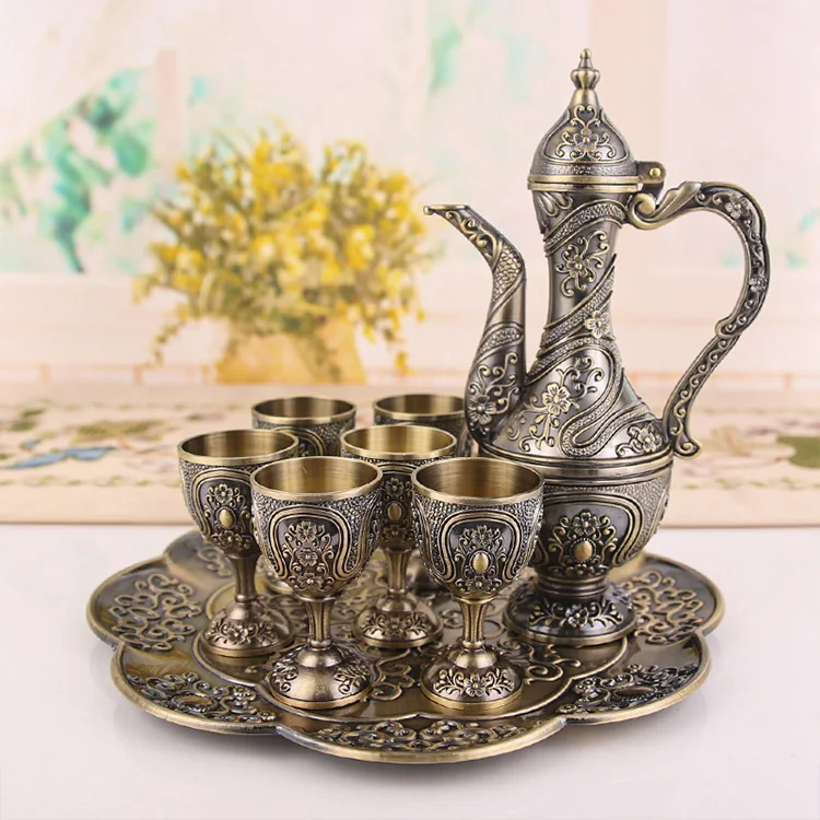 High Quality Metal Wine Set Bar Set Creative Gift Luxury Wedding Decoration Golden Home Party Wine Bottle Cups Tray