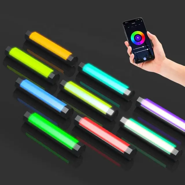LUXCEO P200 6W 500LM Remote App Control IP67 Waterproof Magnetic Photography Equipment Handheld Full Color RGB LED Video Light