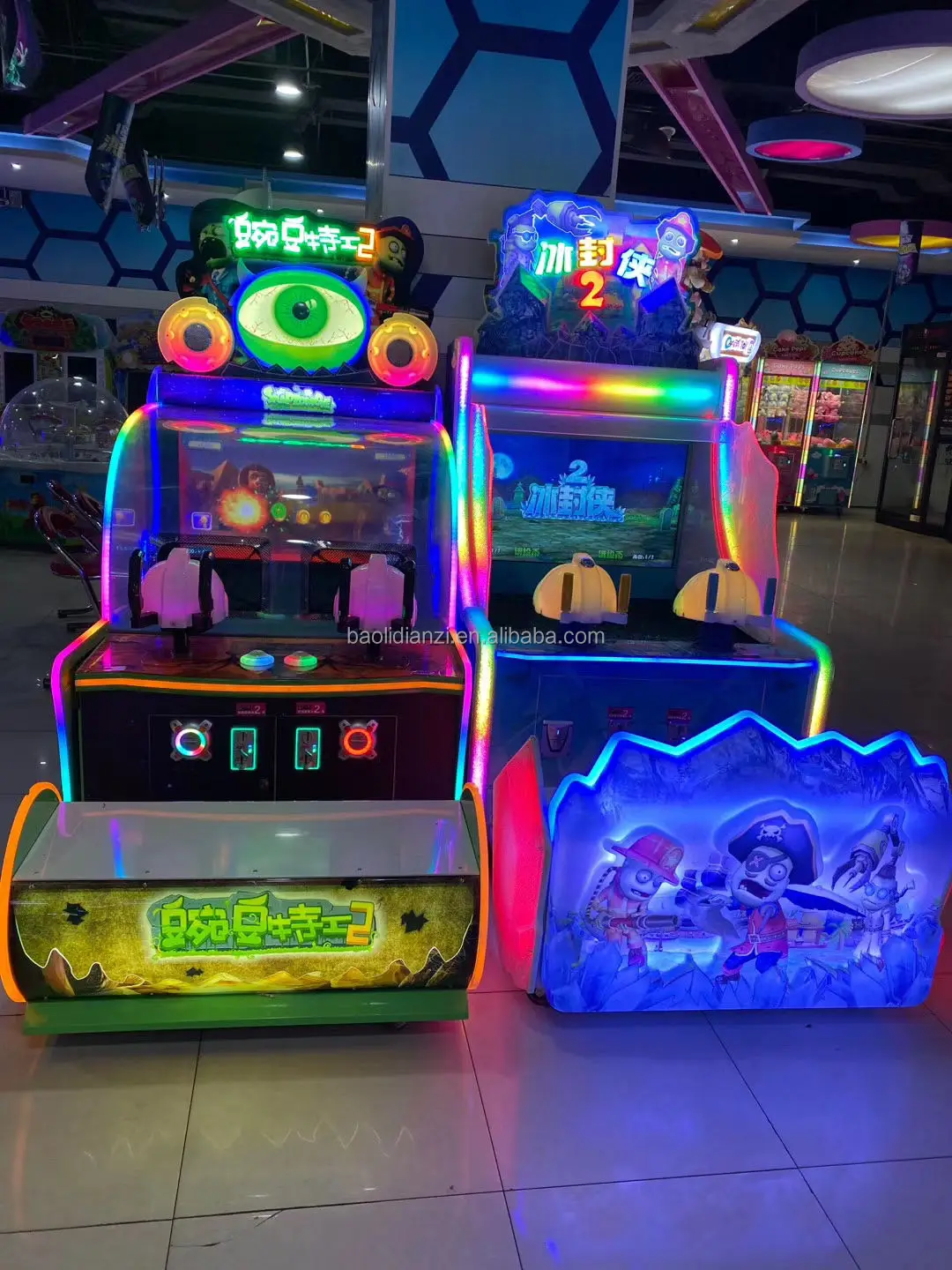 Used Two-Person Shooter Kids Playground Coin Operated Game Zombie Water Gun and Coin Pusher Hand Shooting Experience