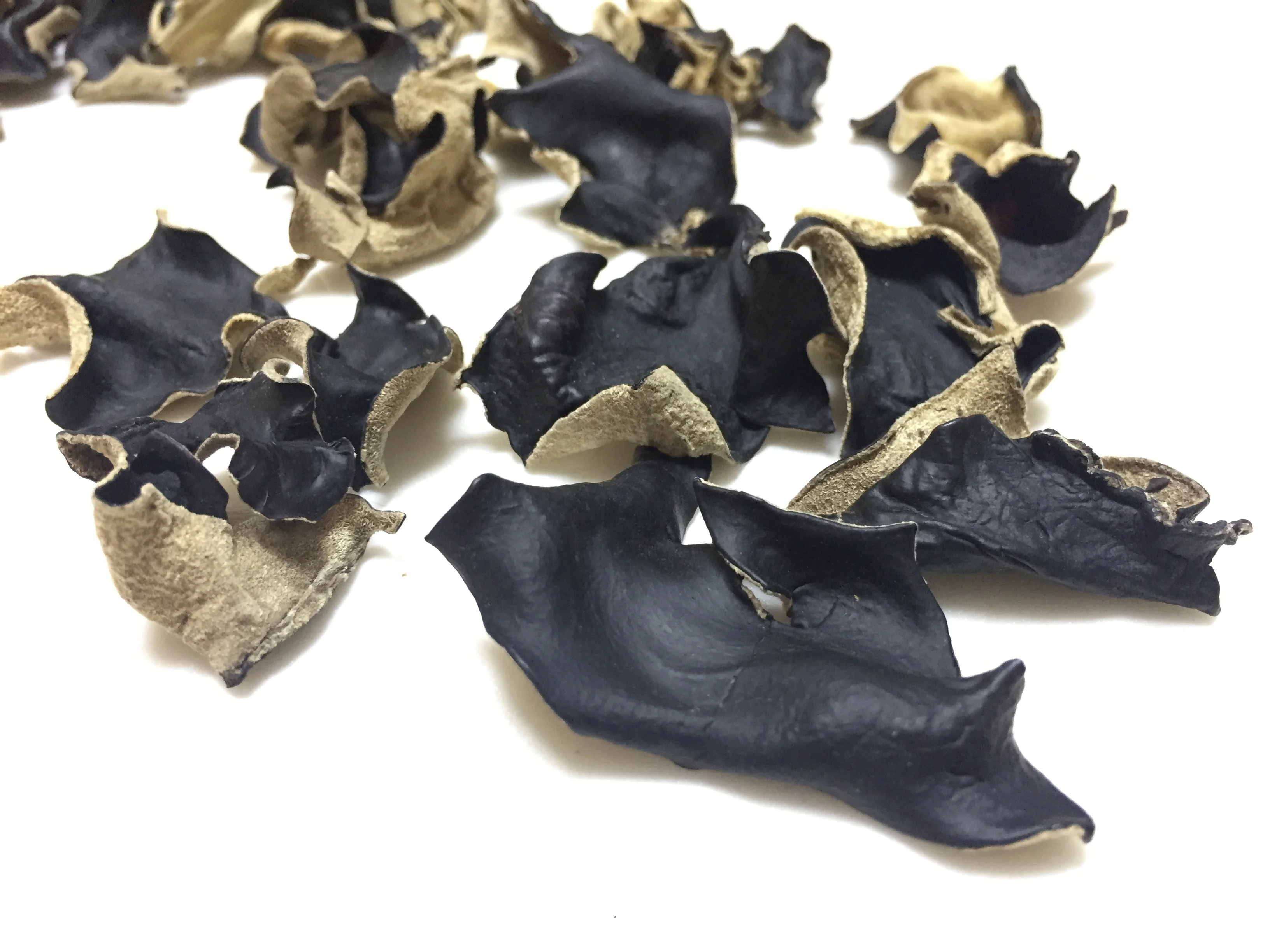 Factory Price Premium Quality Washed Dry Black Fungus Mushroom and White Back Fungus (Within 5 CM )