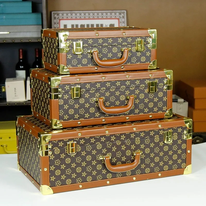 Manufacturer Coffee leather Wooden suitcase exhibition hall display ornaments Vintage decorative box