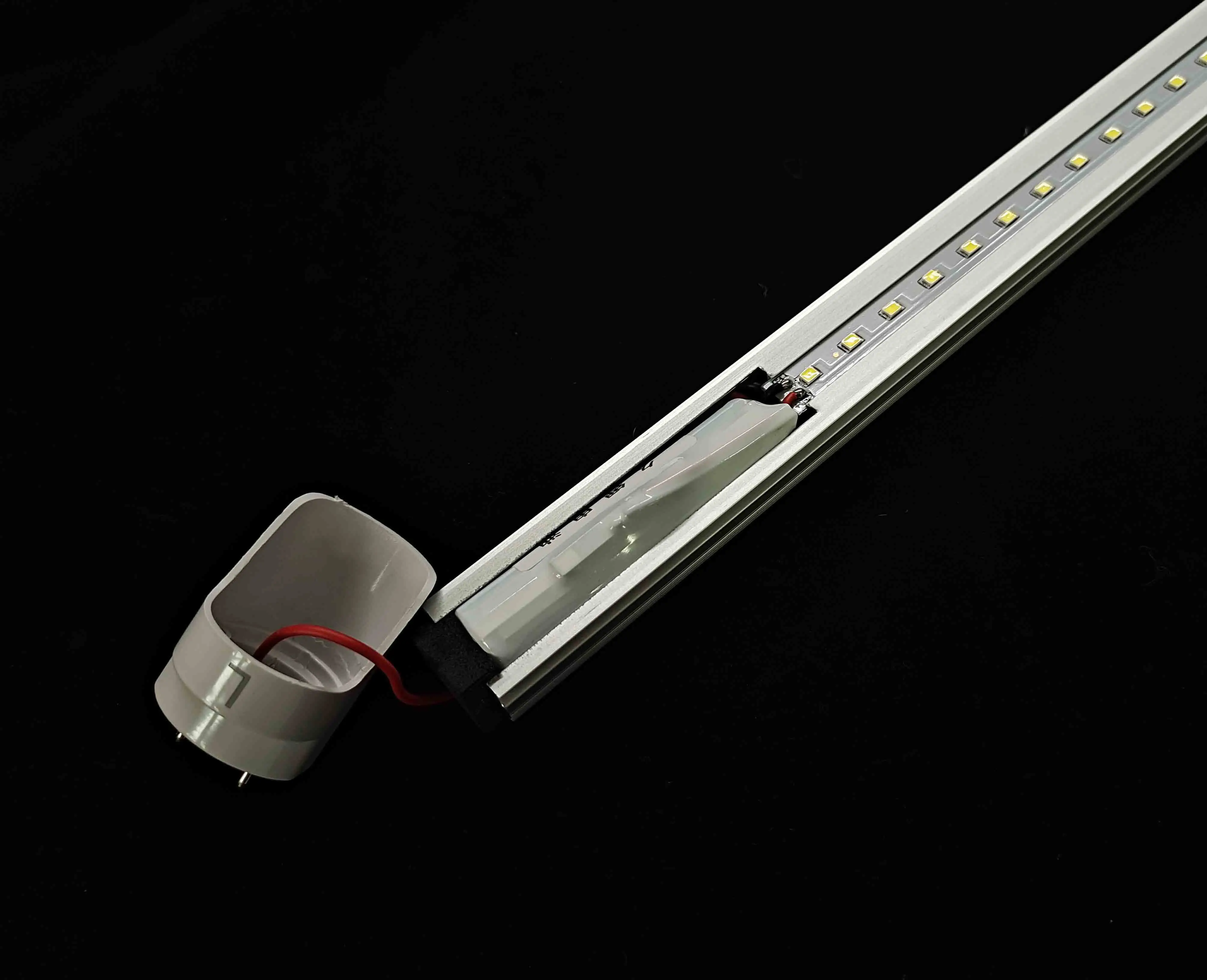 Factory 9W 18W 2ft 4ft Microwave Movement Motion Sensor T8 LED Tube Light with Battery Backup for  Parking lot, Basement