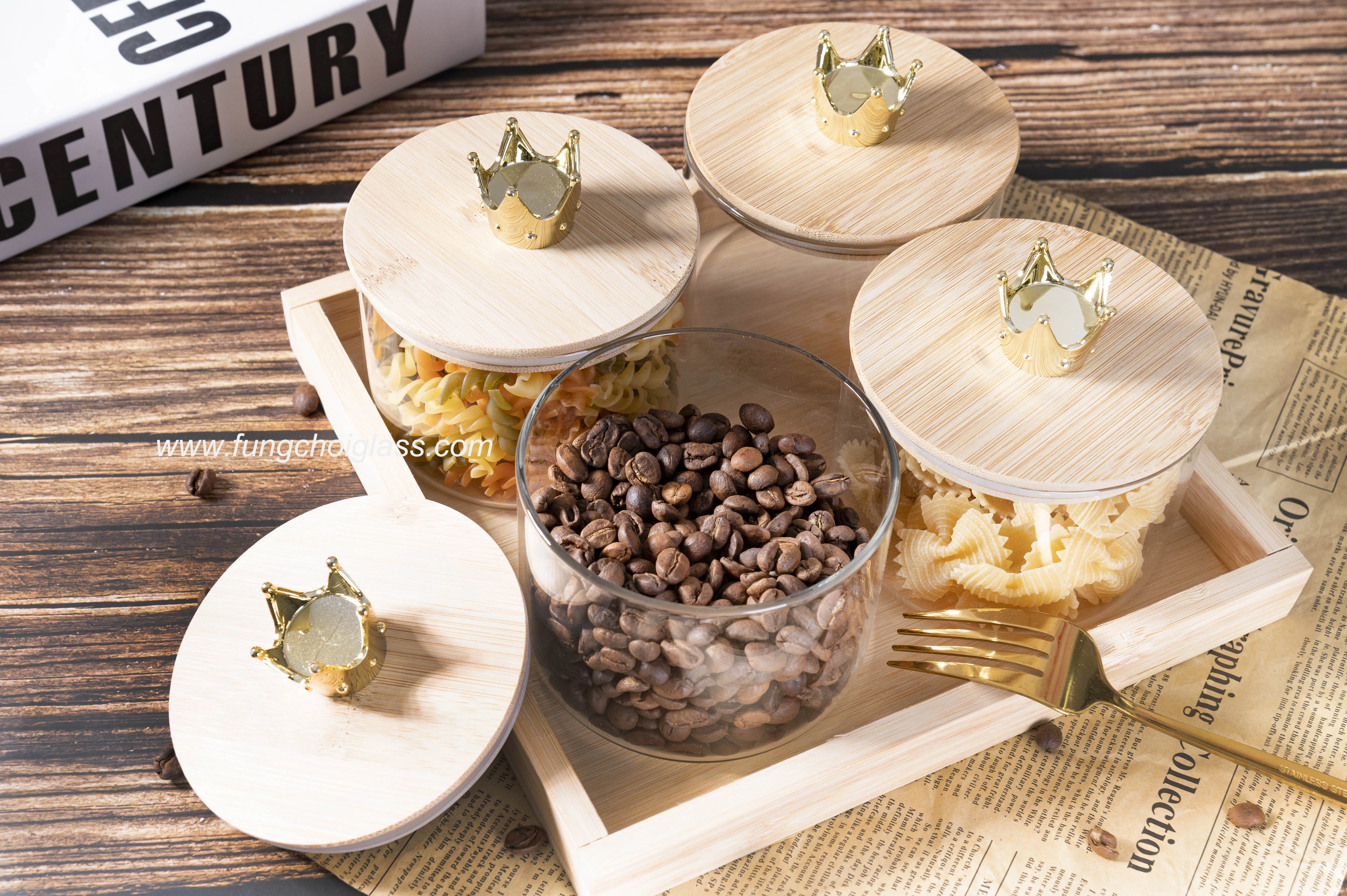 A set of 4 transparent bubbles embossed designing candy jar kids snack container sugar storage bowls with covers and tray