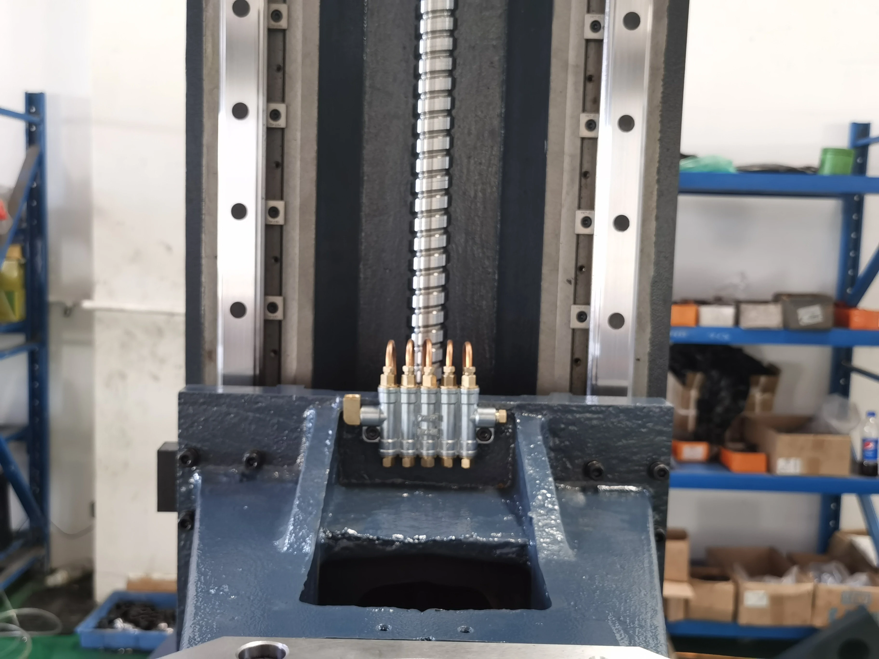 BAOTN BFA 5 outlet 5 way oil  distributor quantified decompression oil dispenser for volumetric lubrication system