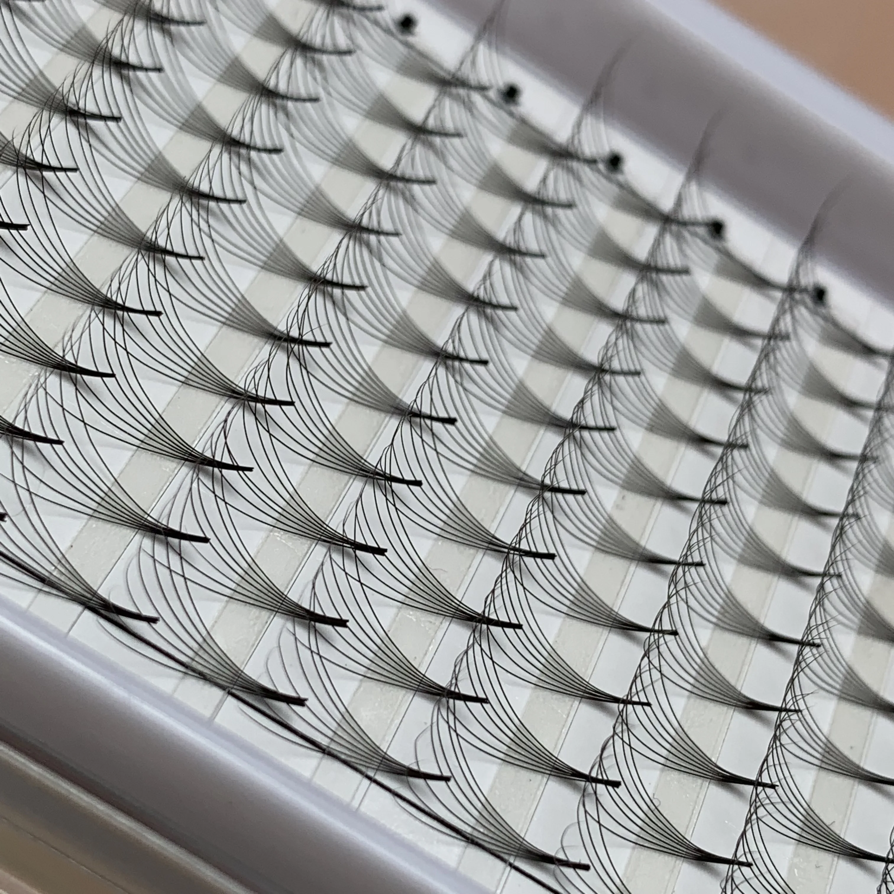 3D 5D 6D 10D Premade Volume Lash Extension Fans Thin Pointy Base Russia Volume Eyelash Extension Fans