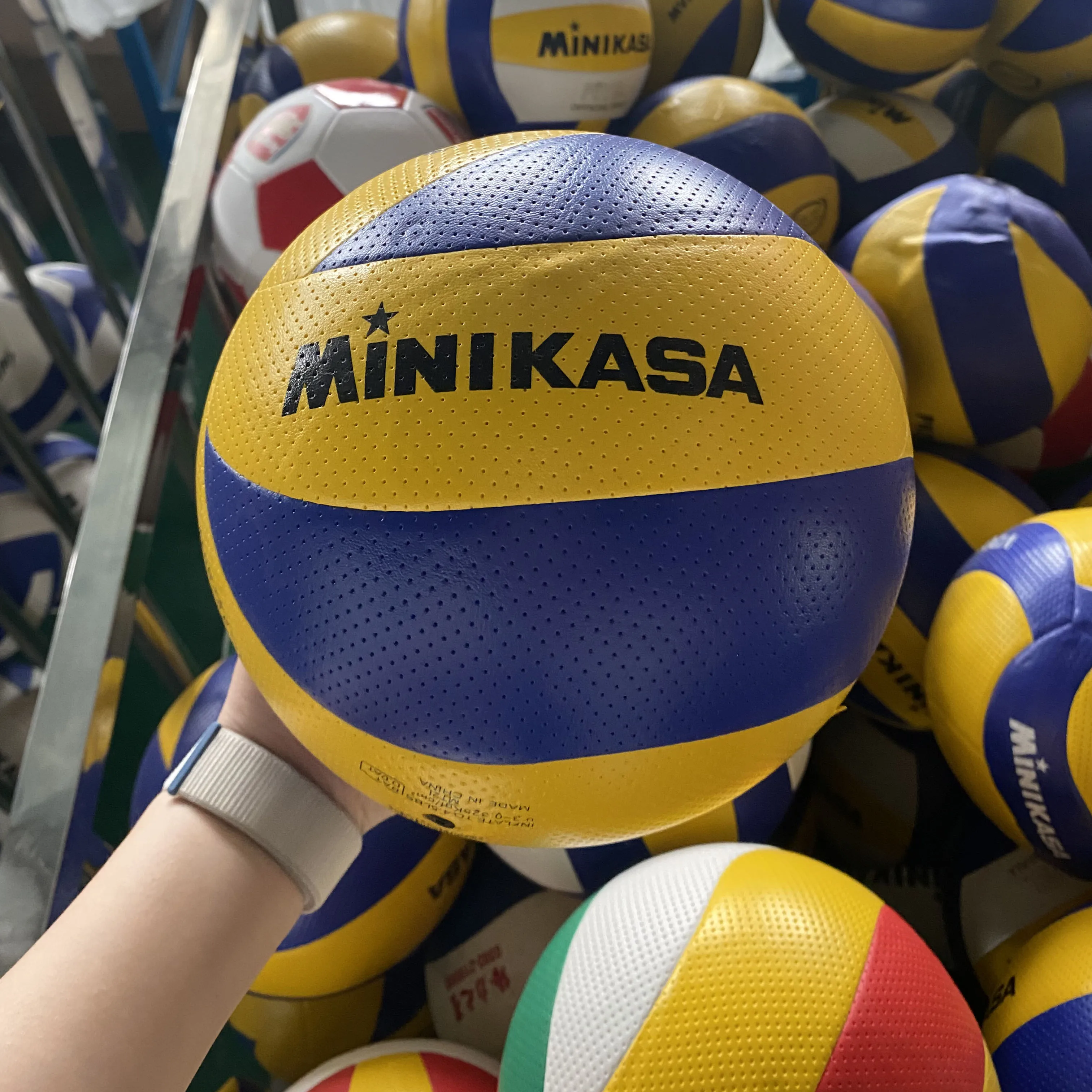 Микрофибра волейбол Mikasas V200W/V330W официальный размер 5 MVA200 MVA300 соревнование Профессиональная игра