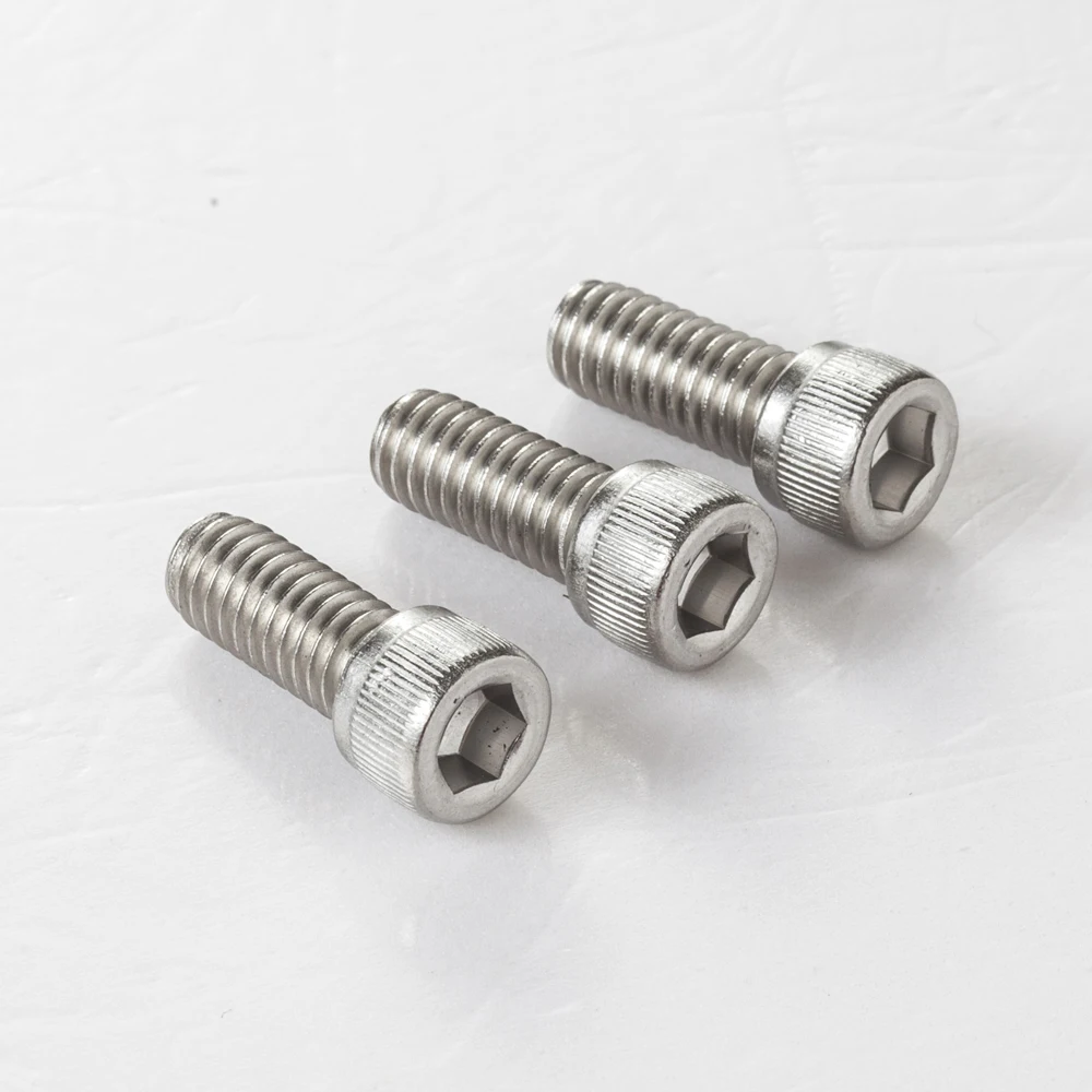 hot sale fasteners screws