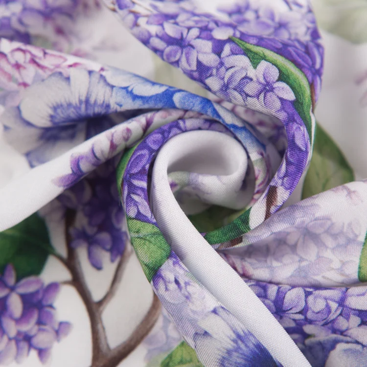 Лидер продаж, в наличии, 100% искусственный шелк, тканая ткань с принтом на заказ, 45S, цветочная ткань из искусственного шелка для платья