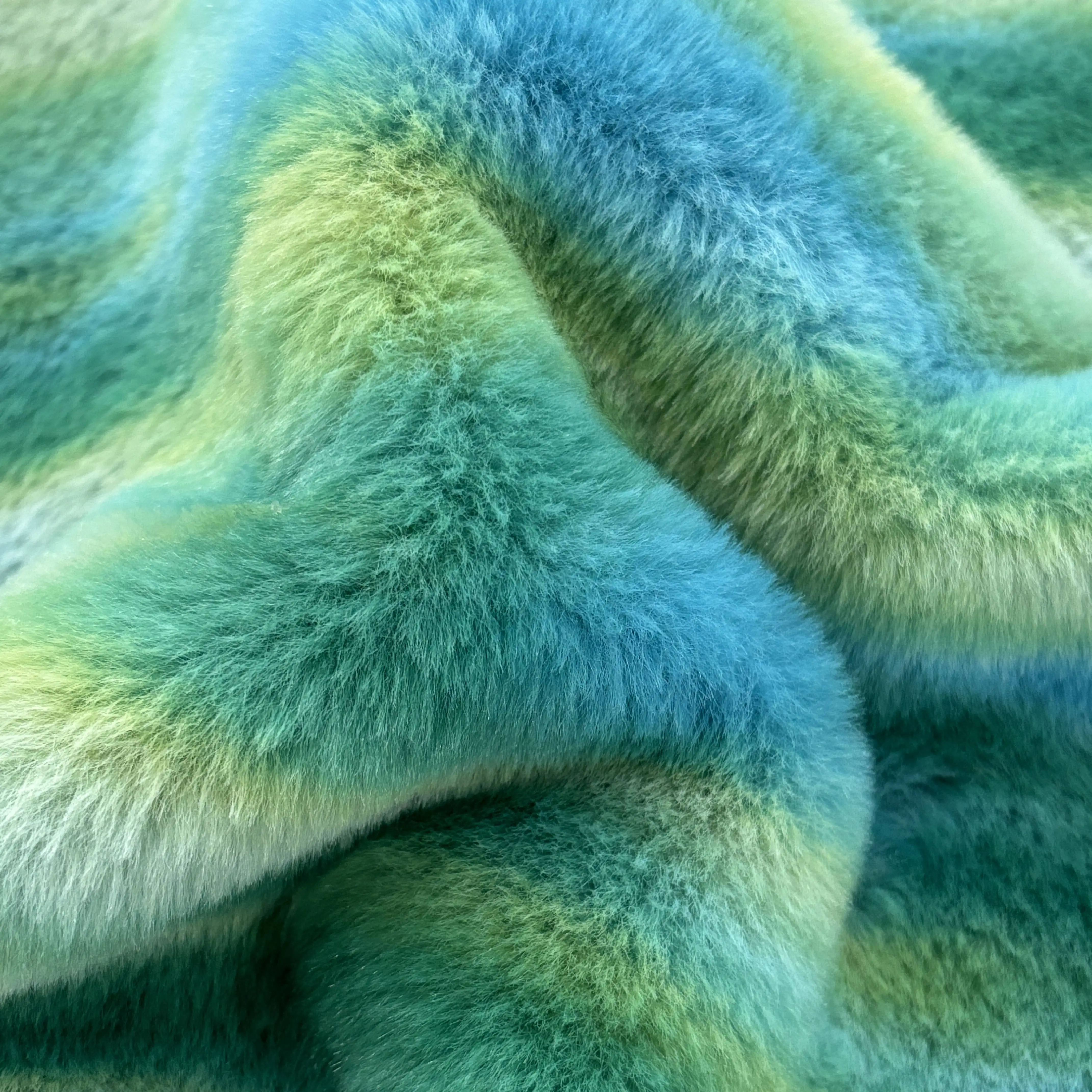 China factory Hot Sales High Quality Luxury Acrylic 12mm 290gsm tie-dye Rabbit Fake Fur Artificial Faux Fur Fabric