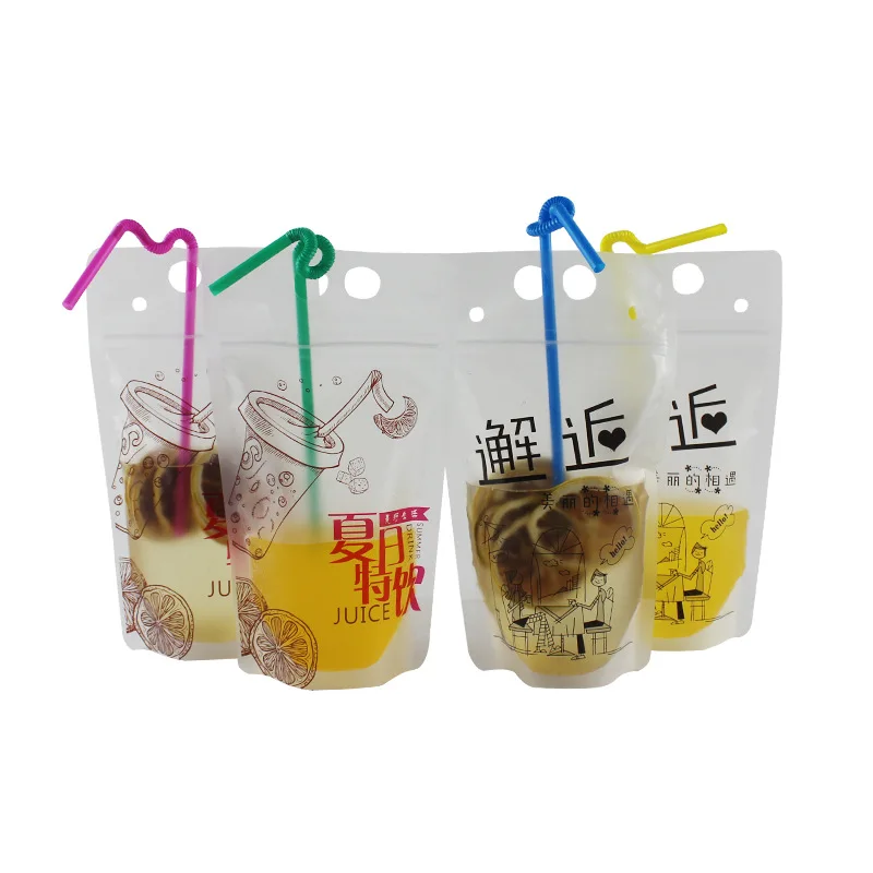 2022 Customized Disposable Plastic Drink Pouches Bags With Straw Hole Water Beverage Packaging