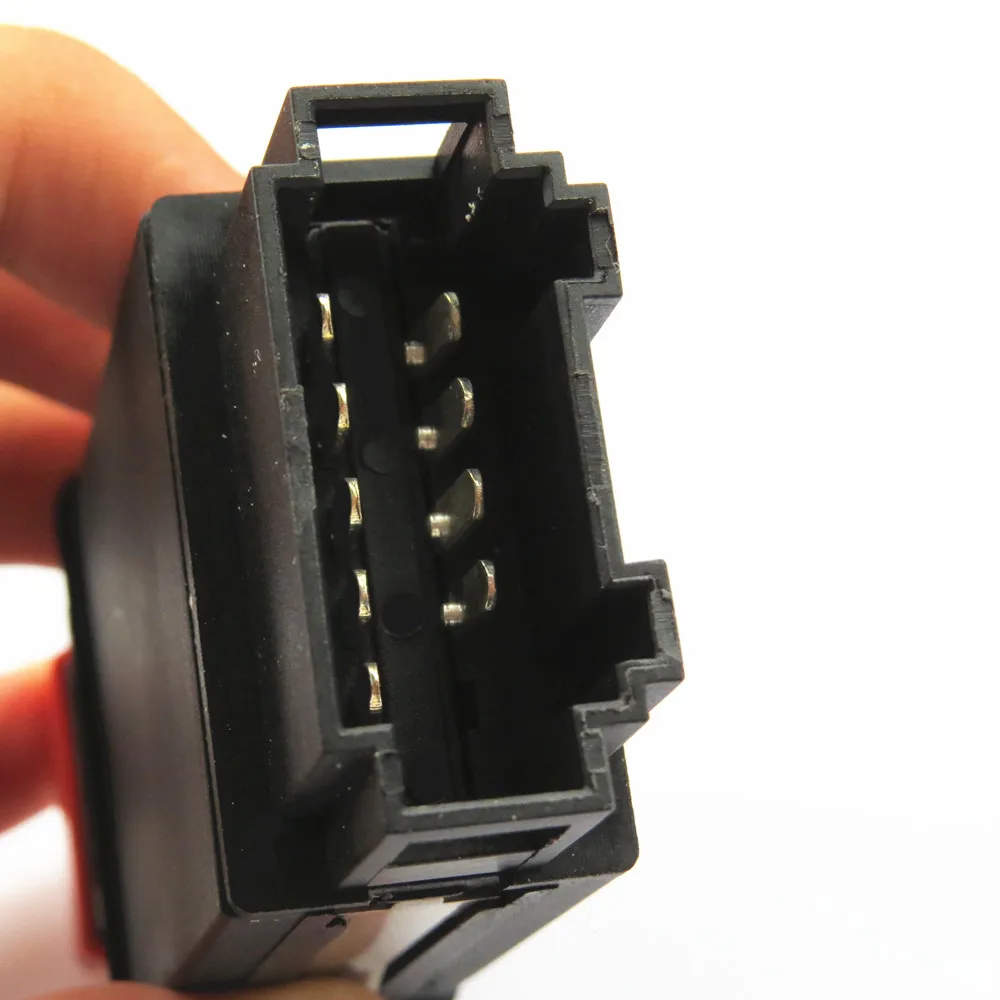 Hot sale  Commercial Vehicles Hazard Warning Switch Emergency Warning Lights Switch 4B0 941 509 C 4B0941509C for Audi