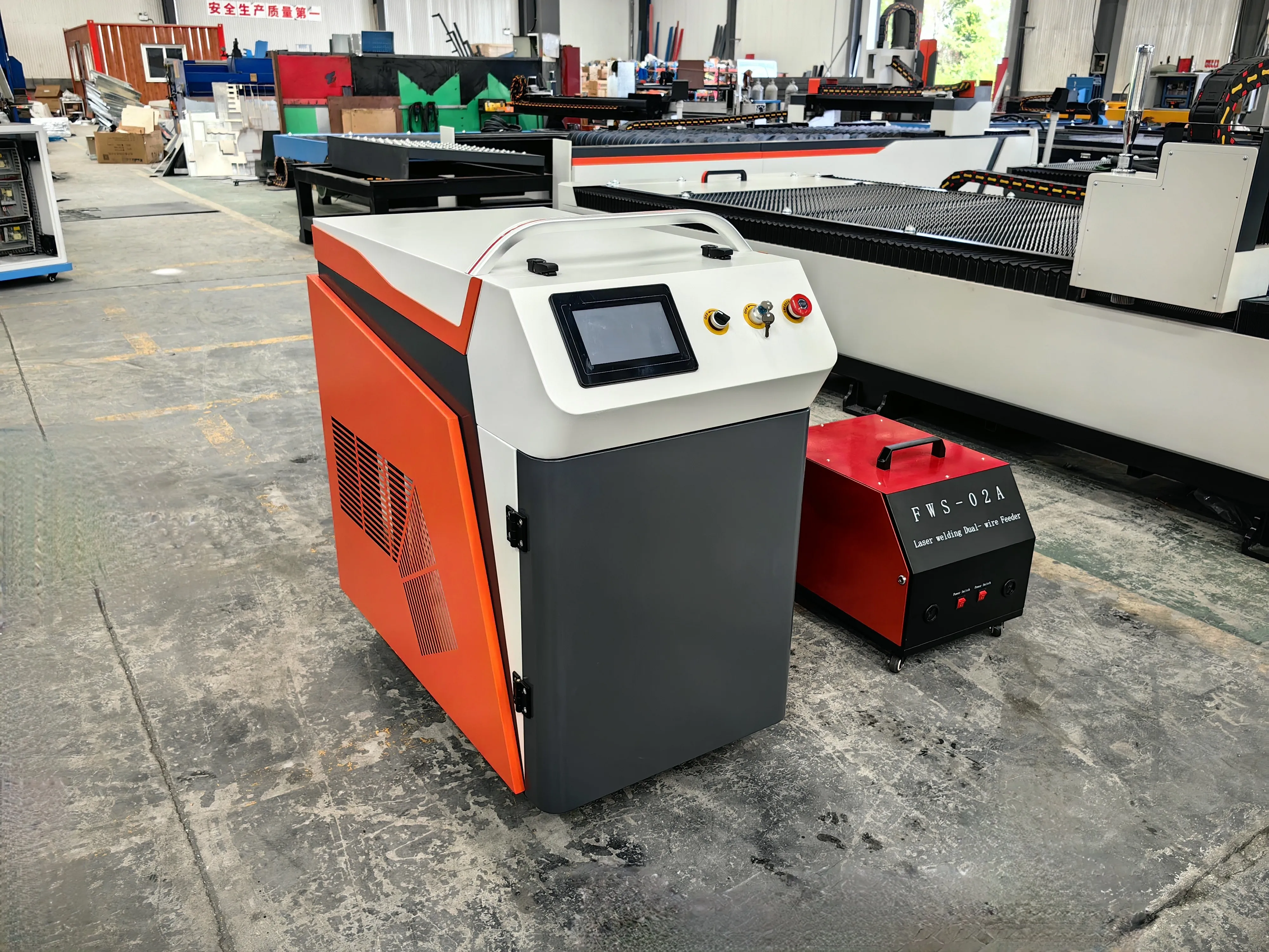 Factory Direct Sales Laser Welder 3000W Handheld Welding Machine for Metal Weld