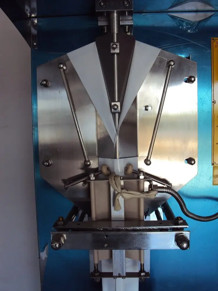 multifunctional packaging automatic liquid catchup packing machine