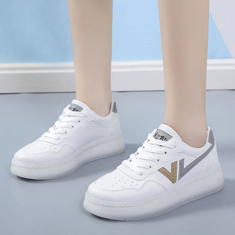 Вместительные женские вьетнамские туфли Vincci, Женская вьетнамская обувь для женщин