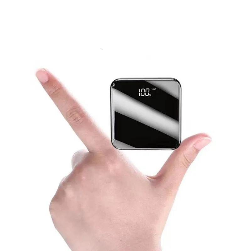 2022 Batterie Outdoor Slim Battery Smart Small Fast Charging Mobile Phone Charger Sharing Portable 20000mAh Mini Power Bank