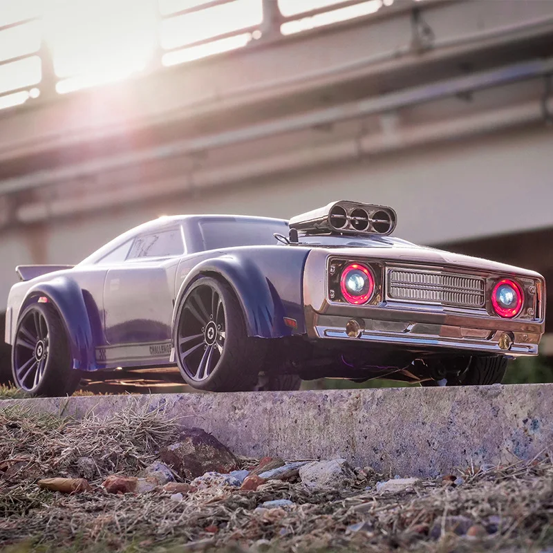 Jiefan1:16 New Four-drive High-speed Drift RC Remote Light Controllable CAD Retro Racing Muscle Car