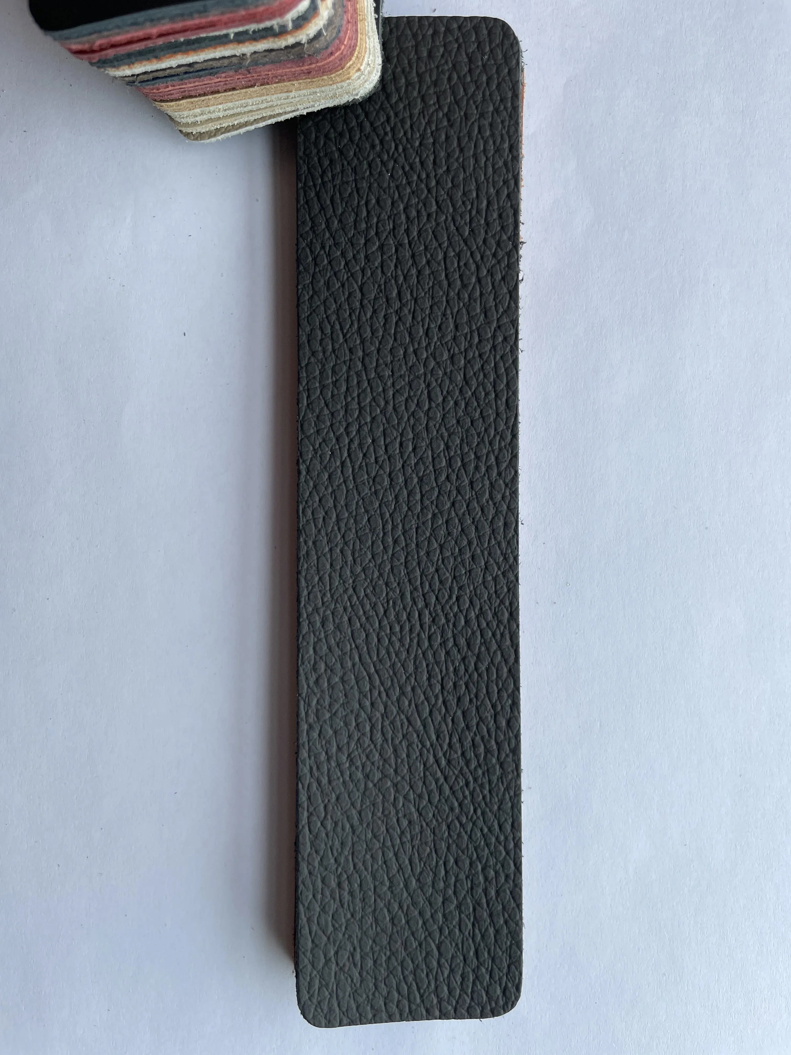 Plush Suede Leather Soft Touch Material Breathable Stain Resistant Napped Texture Genuine Leather for Garment Lining