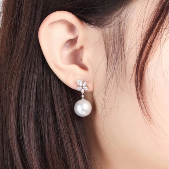 18k gold micro-set natural freshwater pearl and diamond earrings Jingzhanyi Jewelry Factory Manufacturing Pearl earrings custom