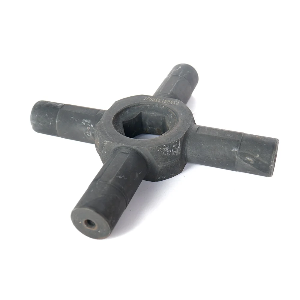 Original Factory Sinotruk HOWO Truck AZ9981320031 Cross axle