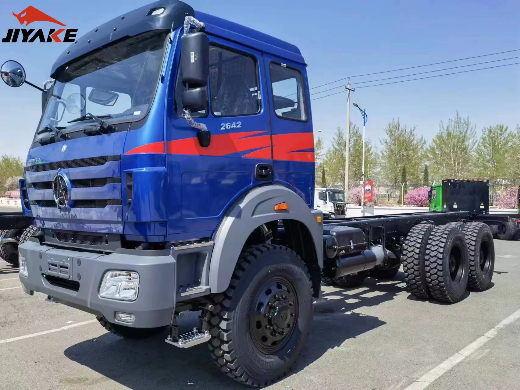 Тяжелые грузовики Beiben 6x4 420 л.с.