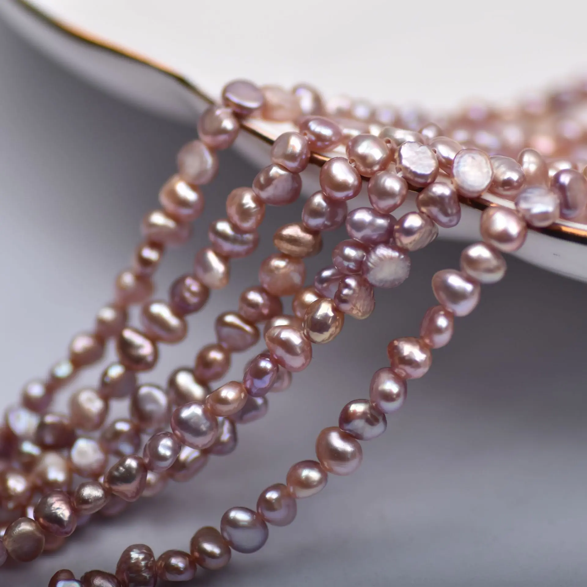 Mini Beads Baroque Irregular Two-Sided Light 3-4mm White Pink Purple Diy Natural Freshwater Pearl Loose Beads