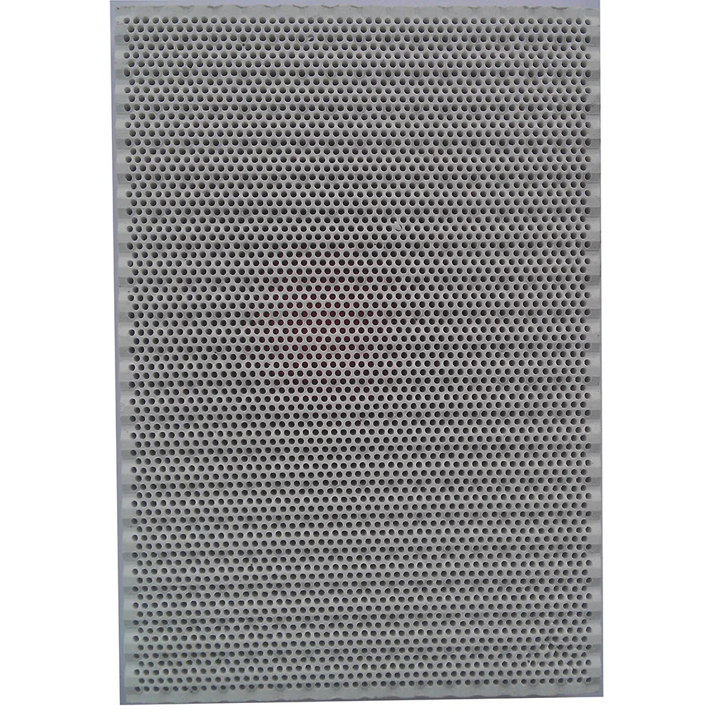 White ceramic plate for gas grill/BBQ