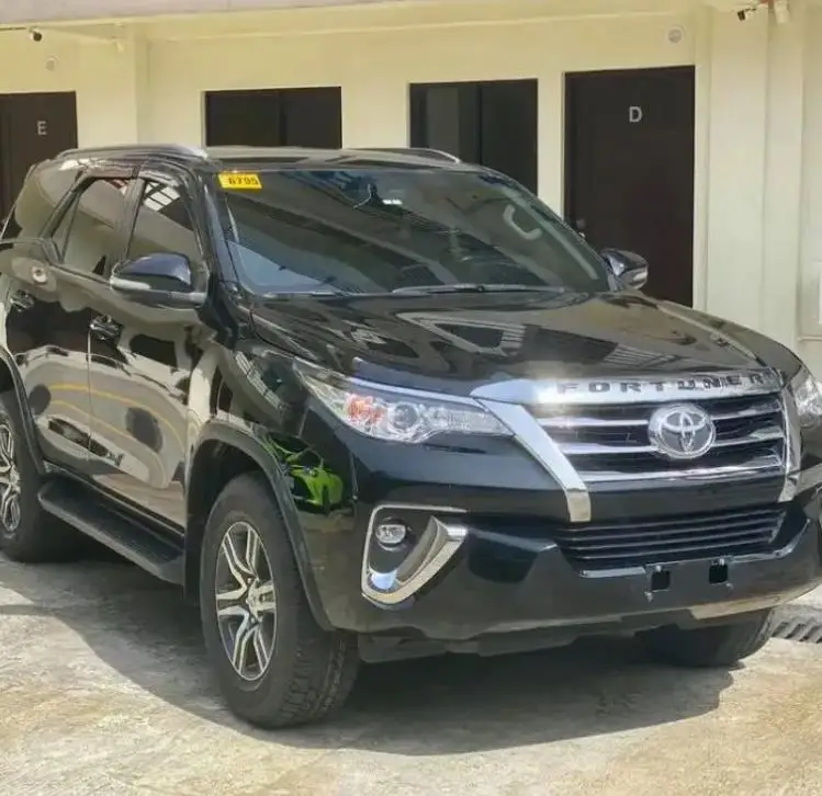 Изрядно подержанные автомобили черные TOYOTA FORTUNER SUV Новые Toyota Fortuner для продажи