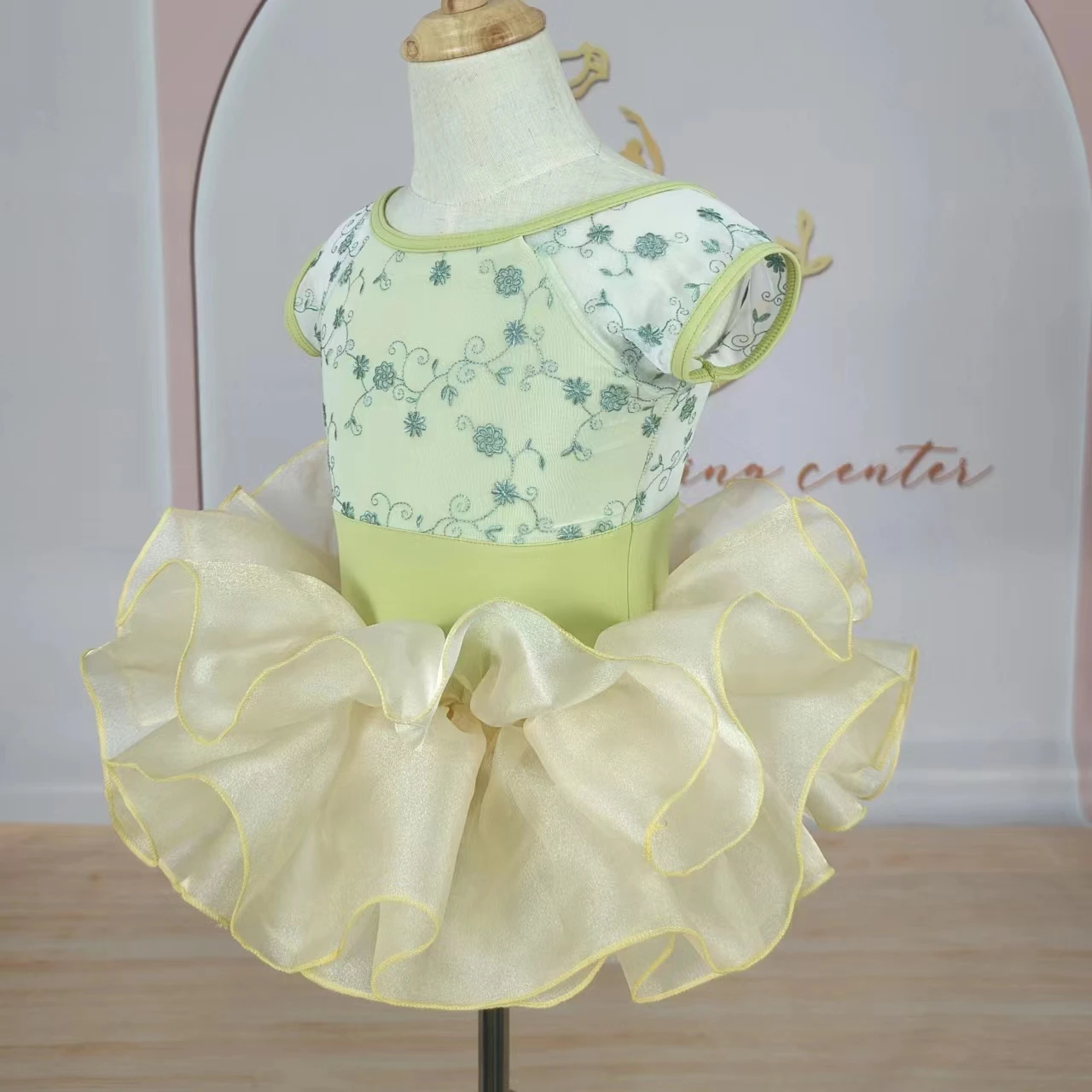 Summer popular designs floral printing best quality dance ballet tutu dress for training