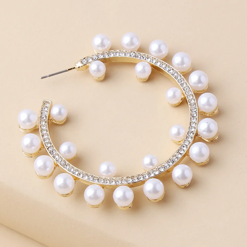 New Fashion Non Tarnish 18k Gold Plated Cute CC Fashion Pearl Jewelry Earrings Piercing Jewelry Women Korean Style