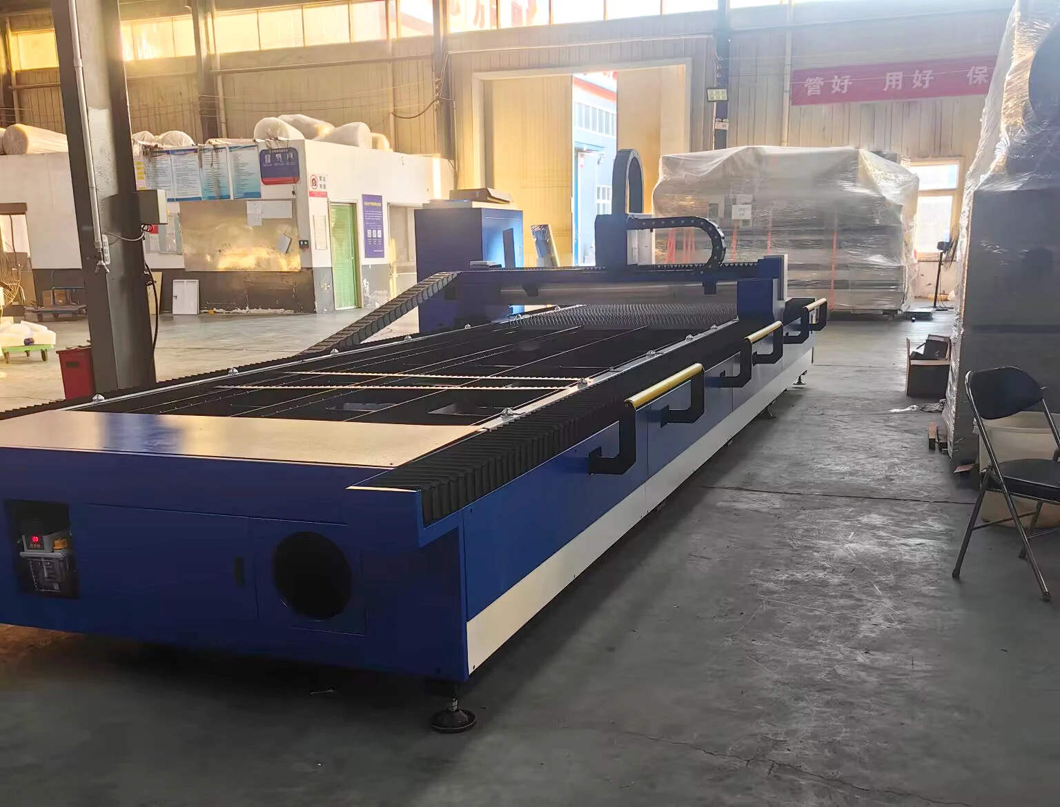 big size 6m metal sheet fiber laser cutting machine  high precision laser cutting machine