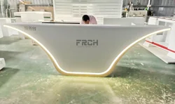 Индивидуальная высококачественная медицинская стойка для приема кожи, современный белый салон красоты