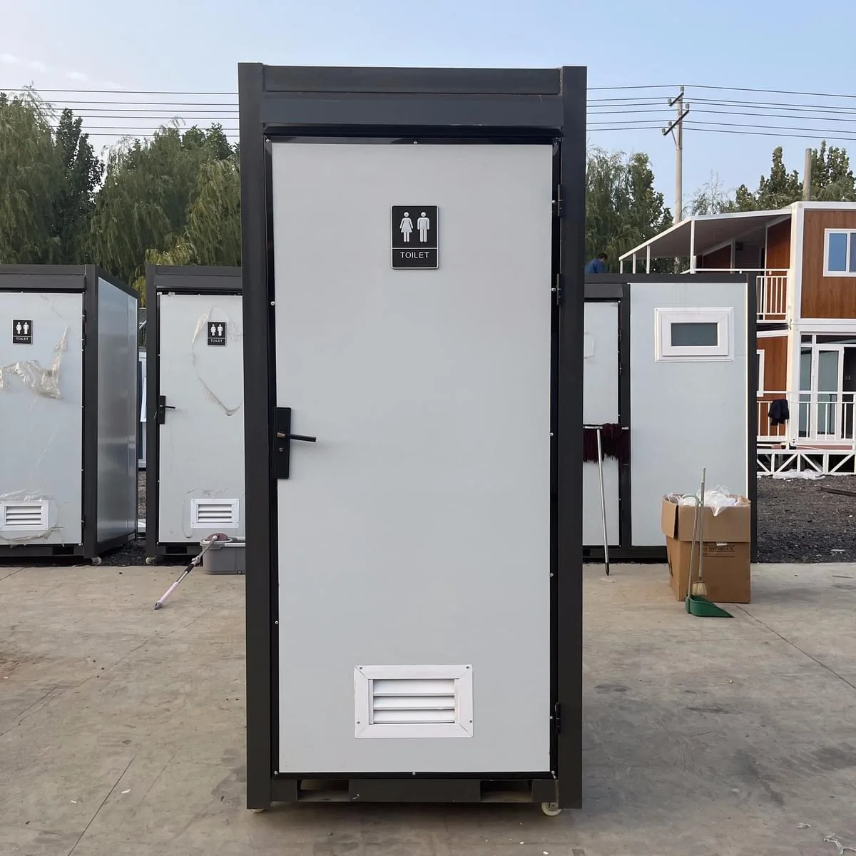 Custom Make Prefabricated Mobile Outdoor Public Toilet Steel Portable Toilet Cabin with washbasin
