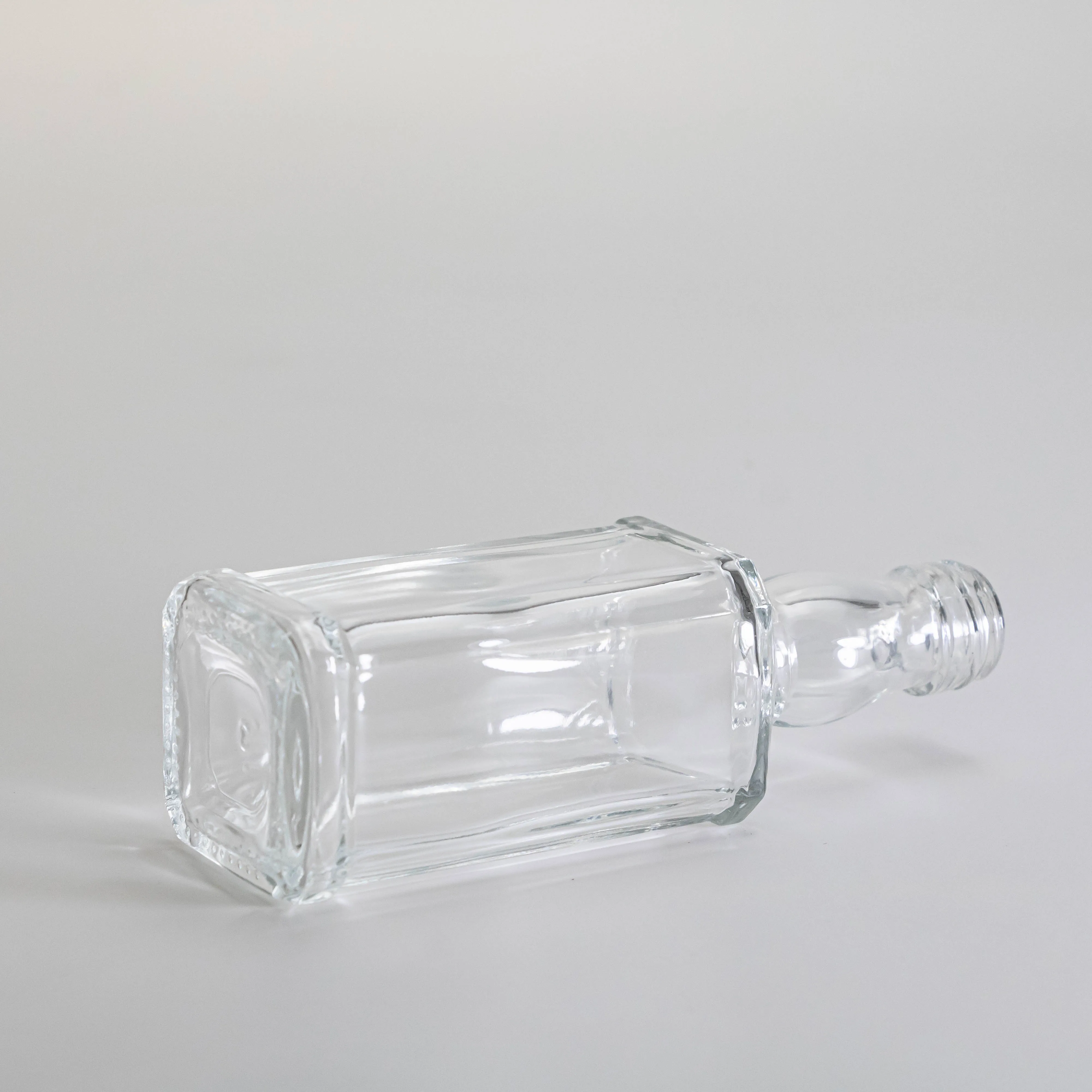 Supplier 50ml Glass jack daniels bottle Wine Bottle for sale