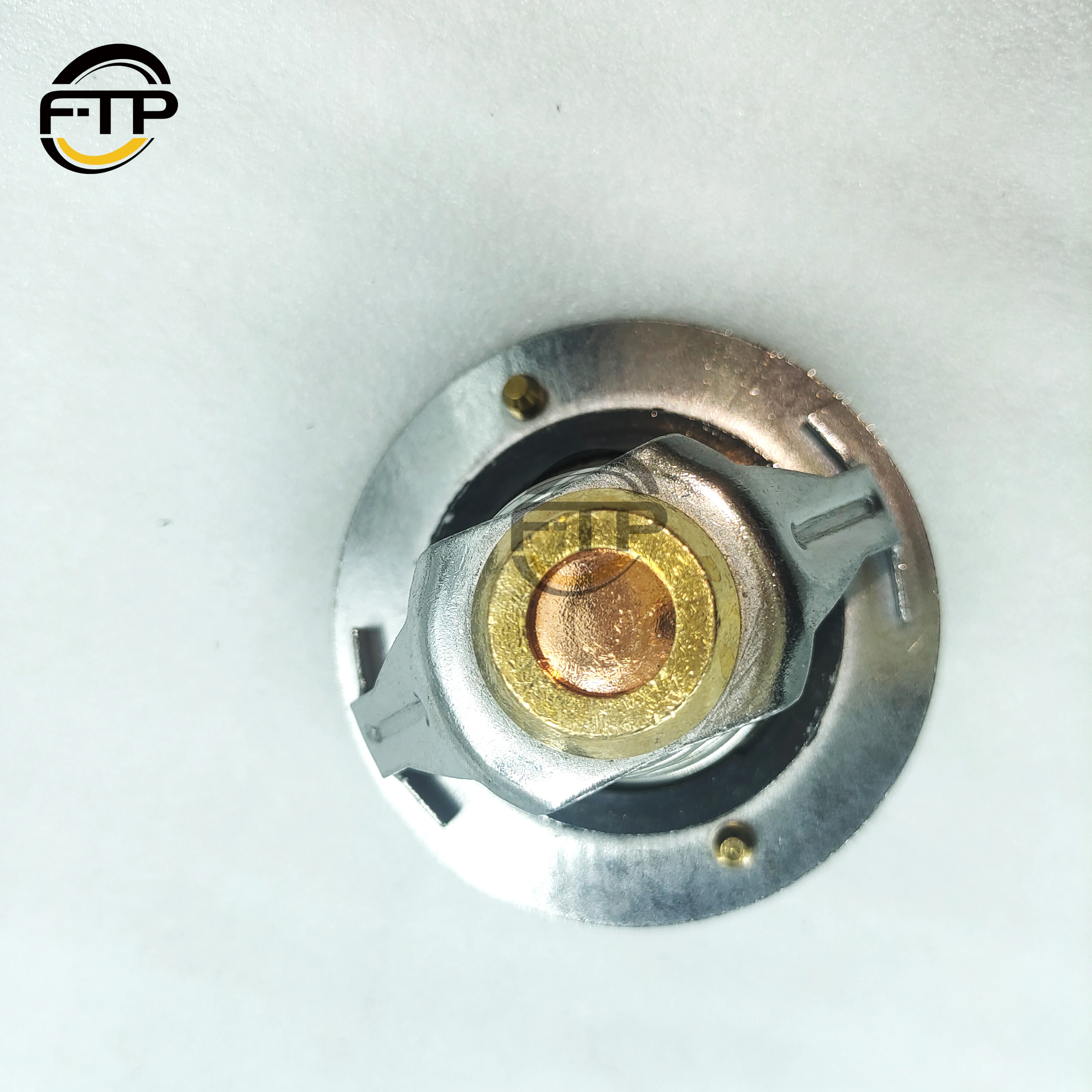 Construction machinery spare parts engine thermostat 600-421-6120 for engine 4d94 4d95 6d95 2d94