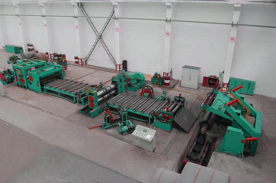 Automatic machine for cutting metal