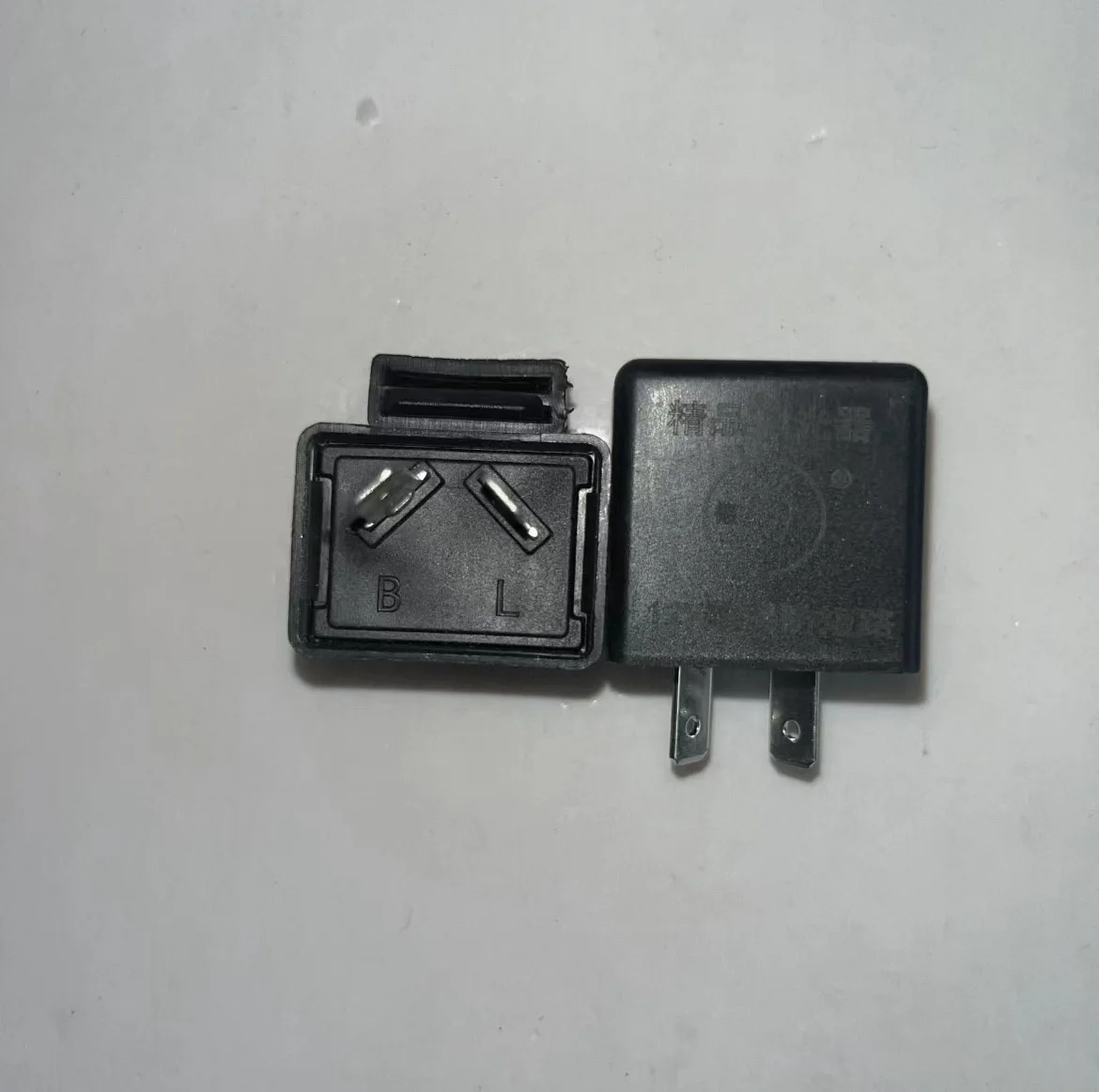 12v led flasher For Turn Signal Hyper Flashing Blinker LED Light led flasher relay 5 pin 4 pin 3PIN