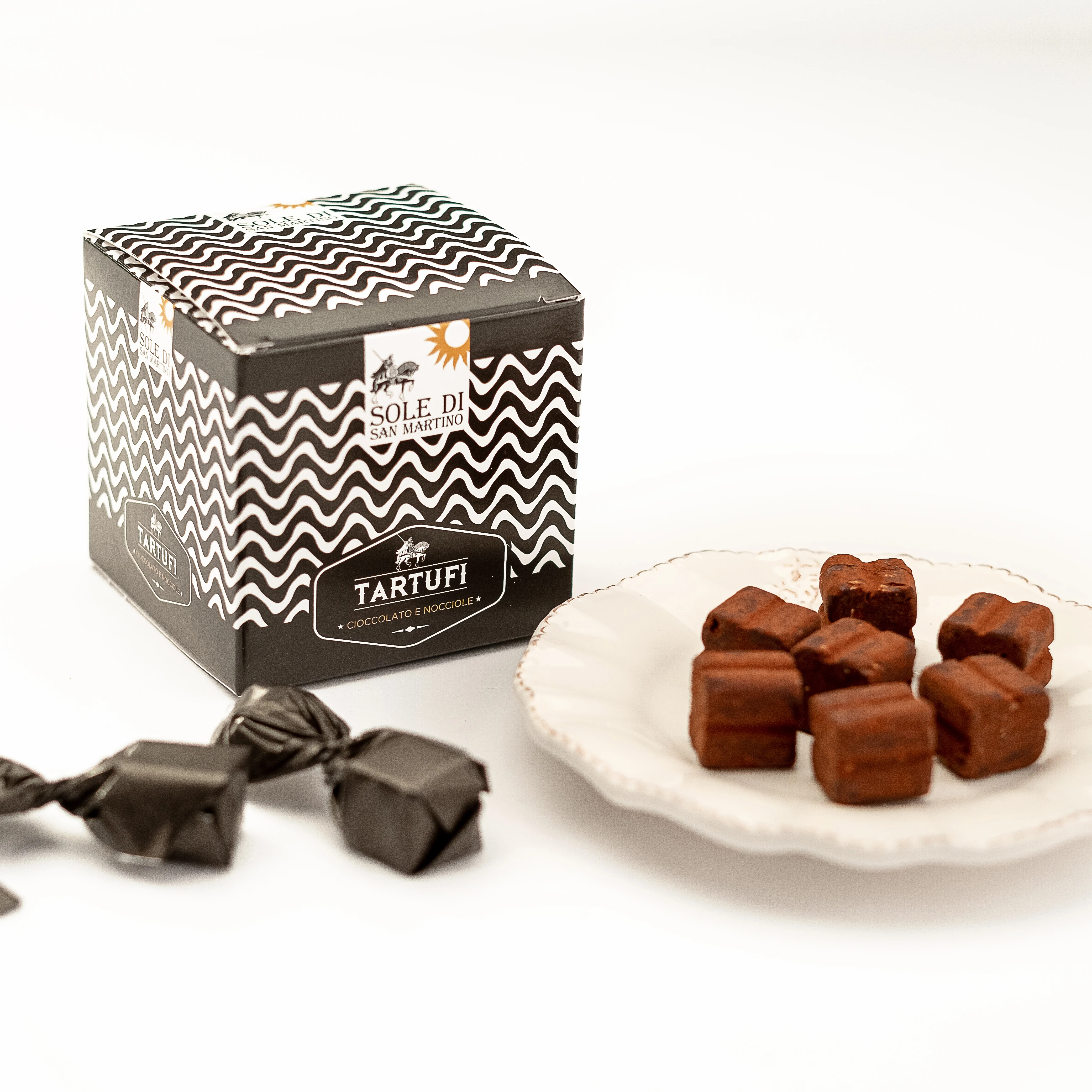 Italian PREMIUM dark chocolate with hazelnuts truffle shaped chocolates 100 g