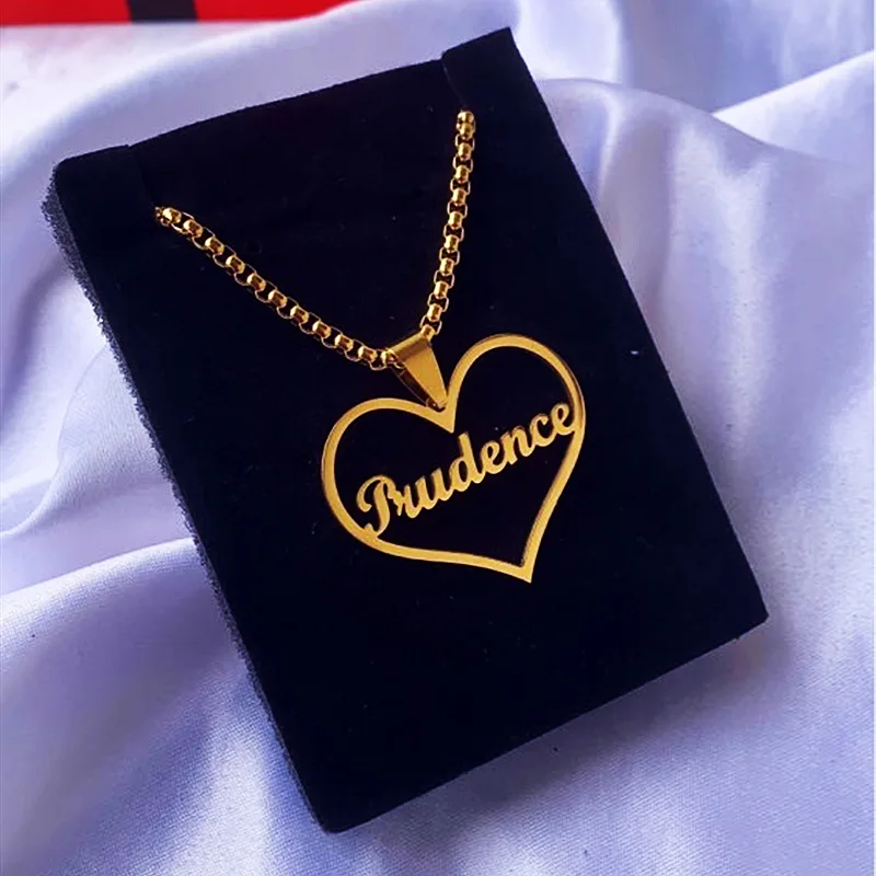 Personalized Name Necklace Gold Plated Stars Heart Pendant Stainless Steel Customized Letter Choker for Women Jewelry
