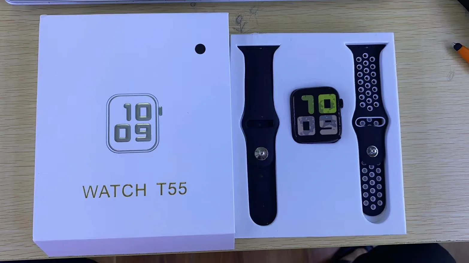 T55 Smart Watch New Arrival Colorful Screen Heart Rate Blood Pressure Smart Bracelet Health Sport Smartwatch for Iphone
