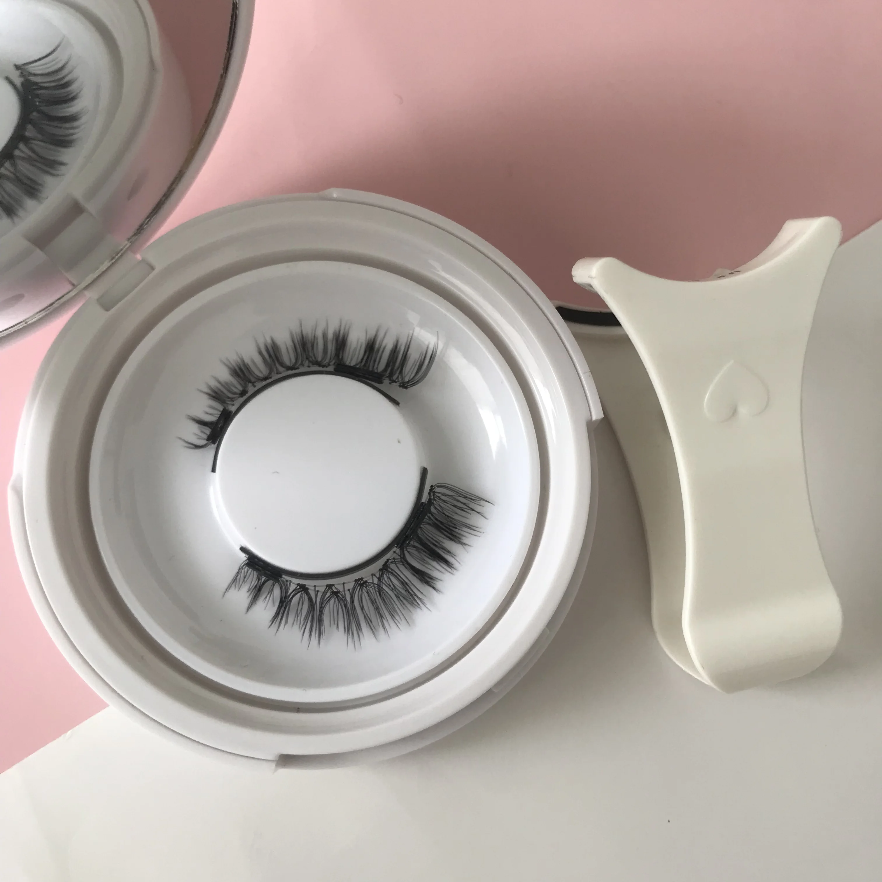 Wholesale natural silk 3d faux mink 5d magnetic lashes applicator soft no glue Quantum 1 2 3 4 magnets Magnetic Eyelashes