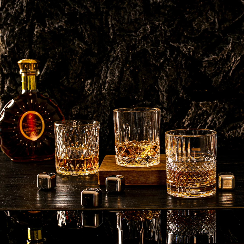 Free Sample Old Fashioned Crystal Whiskey Glasses Luxury Lead-Free Rotate Tumbler Whiskey Glass