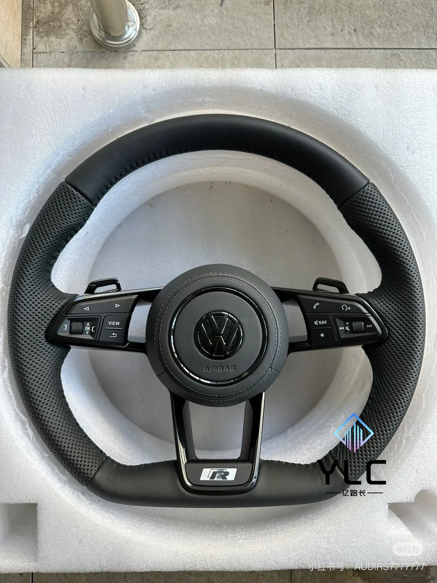 YLC  leather steering wheel for Volkswagens Polo Golf 4 5 6 7 GTDJetta Tiguan Passat B7 B8 Gti Gts R Gtd Mk7