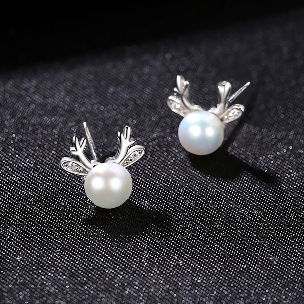 CZCITY Child Teenager Girl Earing Gold Summer Dainty Cute Pearl Freshwater Animal Stud Earring