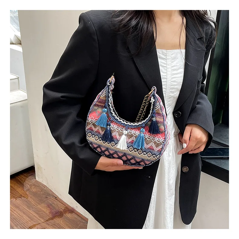 Summer Beach Boho Ethnic Style Crossbody bag For Women Bohemian Tassel Satchel Shoulder Messenger Bags