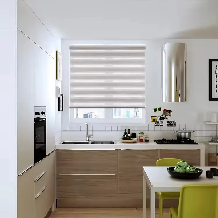 Оптовая продажа без перфорации световая занавеска для спальни Офисная изоляция интеллектуальная лифта