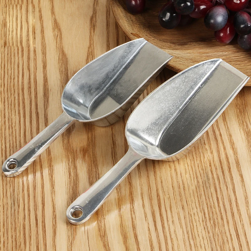 One-Piece Aluminum Scoop - 7 inch