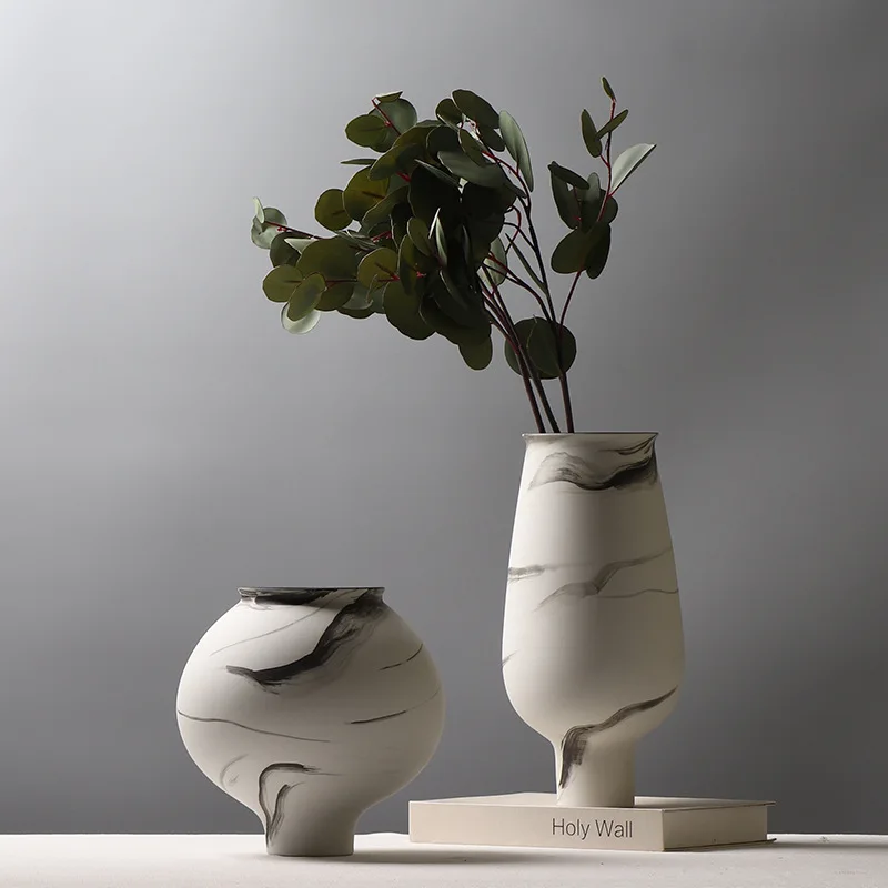 Modern simple hand-painted ceramic vase entrance table art flower vase home flower arrangement decoration vase ornaments